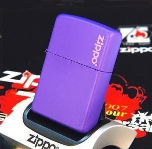 ZIPPO打火机 紫哑漆