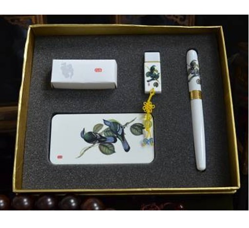 宫廷花鸟-黄花：笔+4000毫安苹果电源+陶瓷4U盘